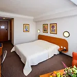 Lux Hotel 3*
