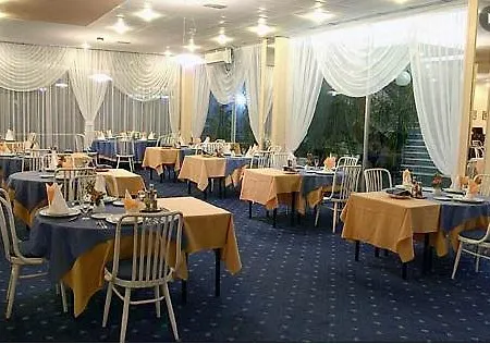 Lux Hotel 3*