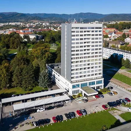 Lux Hotel 3*