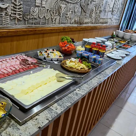 Hotel Lux Banska Bystrica