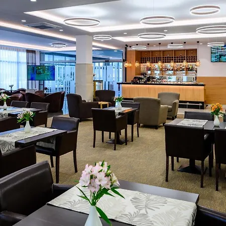 Otel Lux