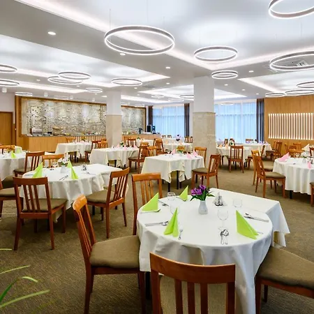 Hotel Lux