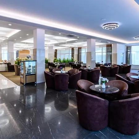 Lux 3* Banska Bystrica